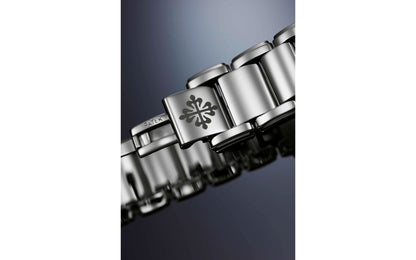 Patek Philippe Twenty~4 Quartz Ladies Watch, Stainless Steel with 36 Diamond (~0.42 ct), 25.1 x 30 mm, Ref# 4910/1200A-010