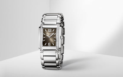 Patek Philippe Twenty~4 Quartz Ladies Watch, Stainless Steel with 36 Diamond (~0.42 ct), 25.1 x 30 mm, Ref# 4910/1200A-010