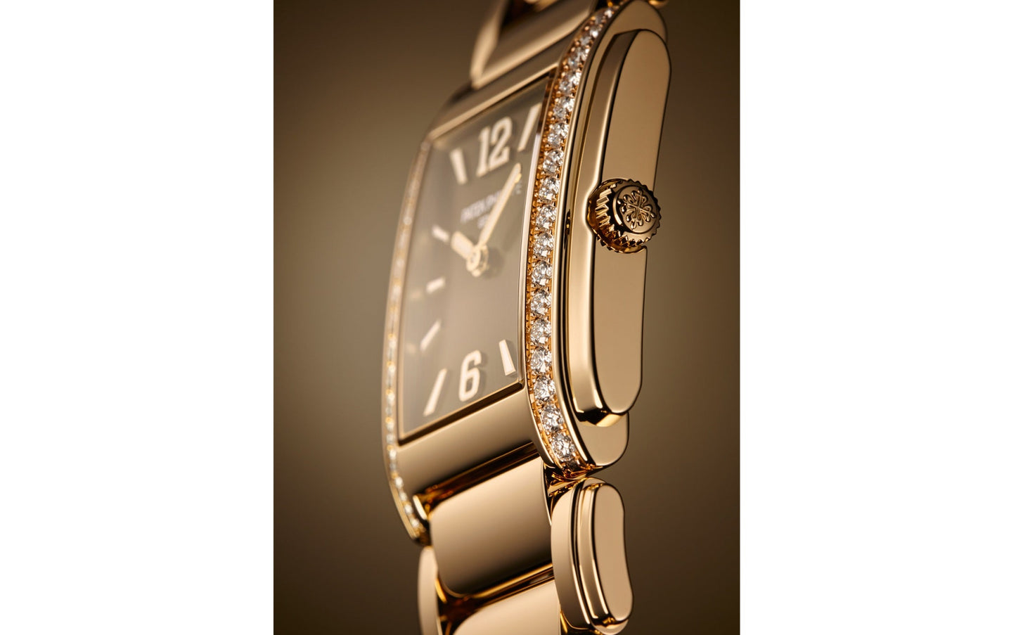 Patek Philippe Twenty~4 Quartz Ladies Watch, 18k Rose Gold with 34 Diamond (~0.57 ct), 25.1 x 30 mm, Ref# 4910/1201R-001