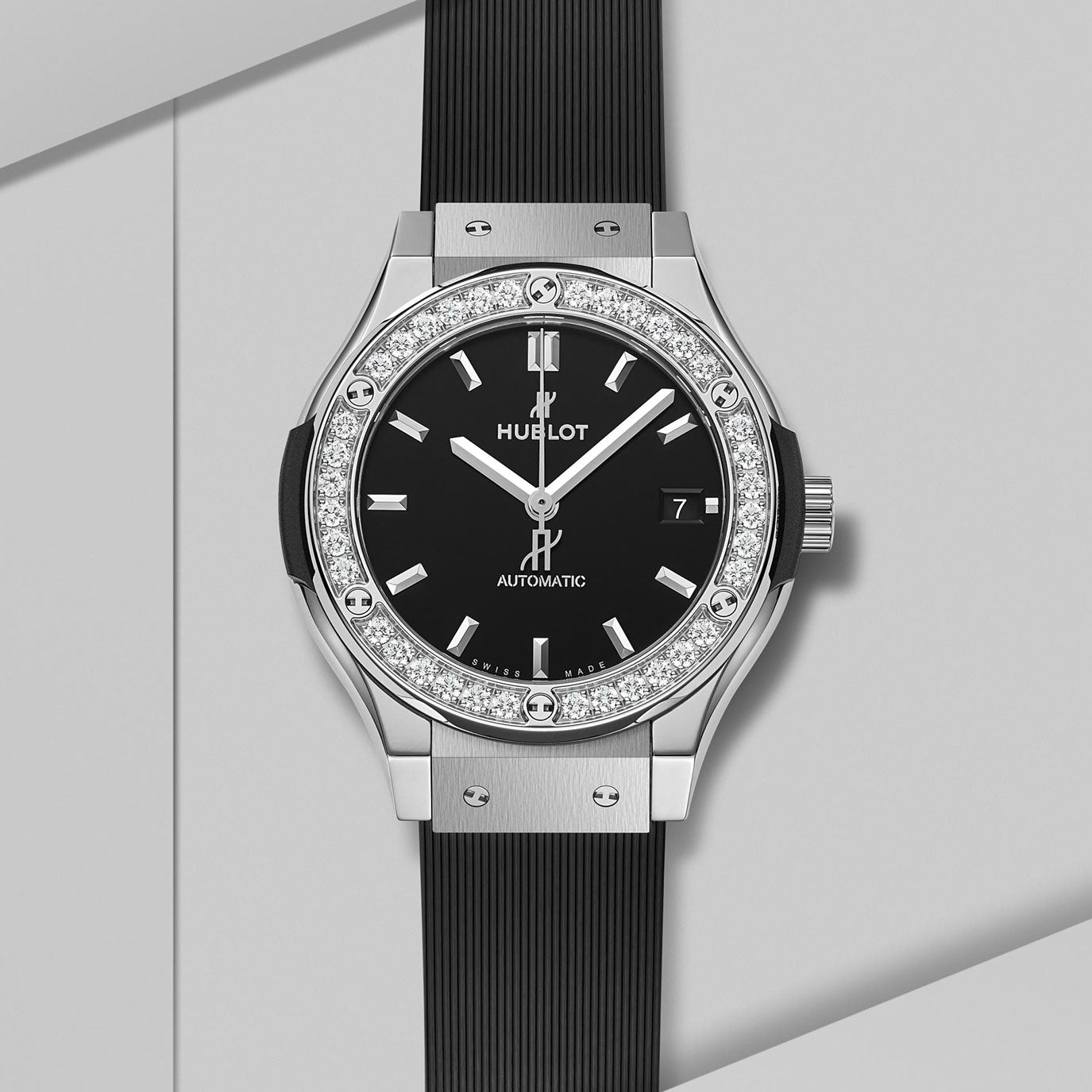 Hublot Classic Fusion Titanium Diamonds 38, 565.NX.1470.RX.1204, Unworn 2025, box and papers