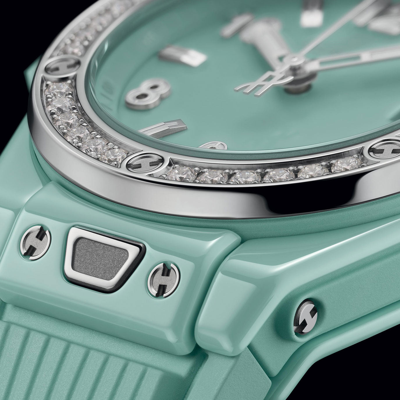 Unworn Hublot Big Bang One Click Mint Green Ceramic Diamonds 33, 485.GS.5271.RX.1204, box and papers
