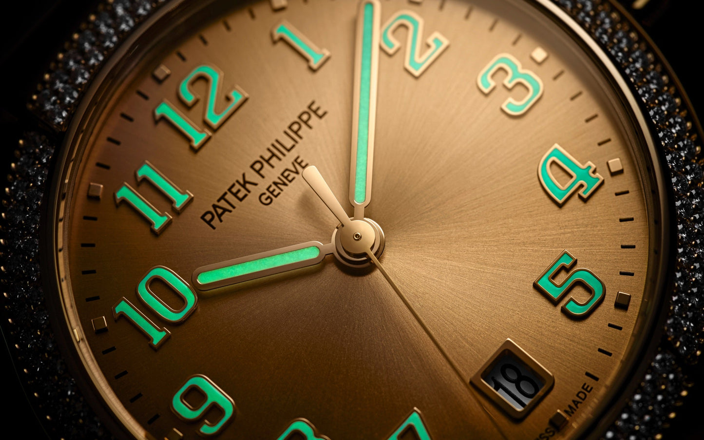 Patek Philippe Twenty~4 Automatic, 18k Rose Gold with 160 diamonds ~0,77ct, 36mm, Ref# 7300/1200R-011