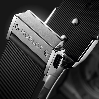 Hublot, 2022 Unworn, Classic Fusion Titanium, 565.NX.1470.RX, box and papers