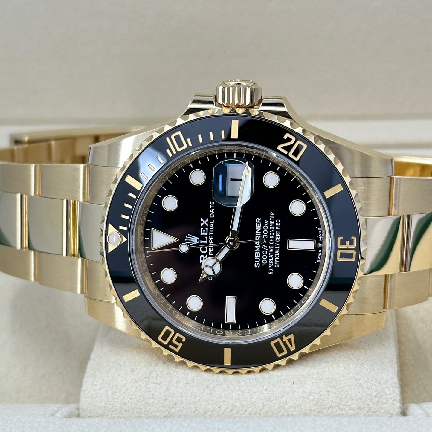 Rolex Submariner Date, 18k Yellow Gold, 41mm, Ref# 126618ln-0002