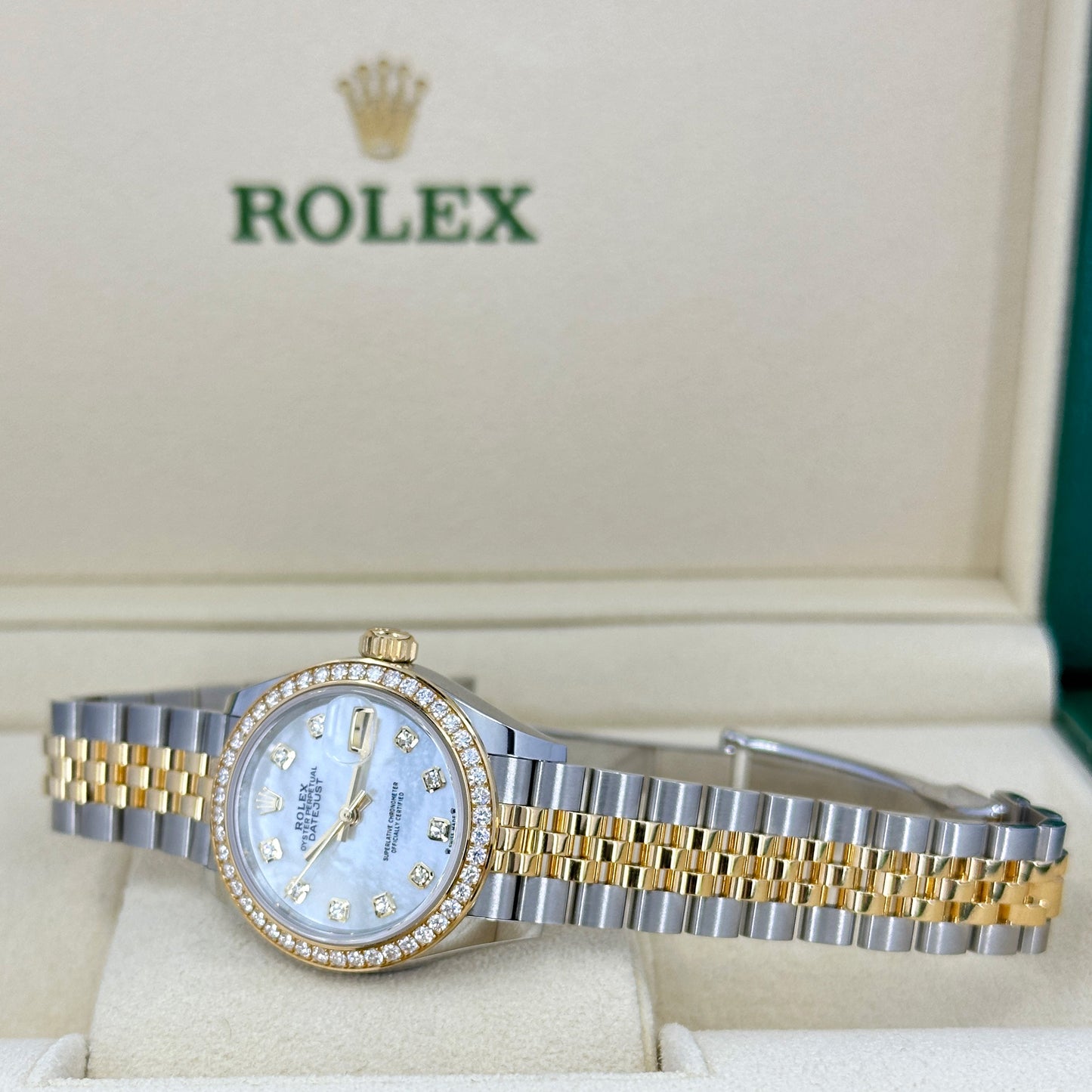 Rolex Lady-Datejust 28, Oystersteel and 18k Yellow Gold, Ref# 279383RBR-0019