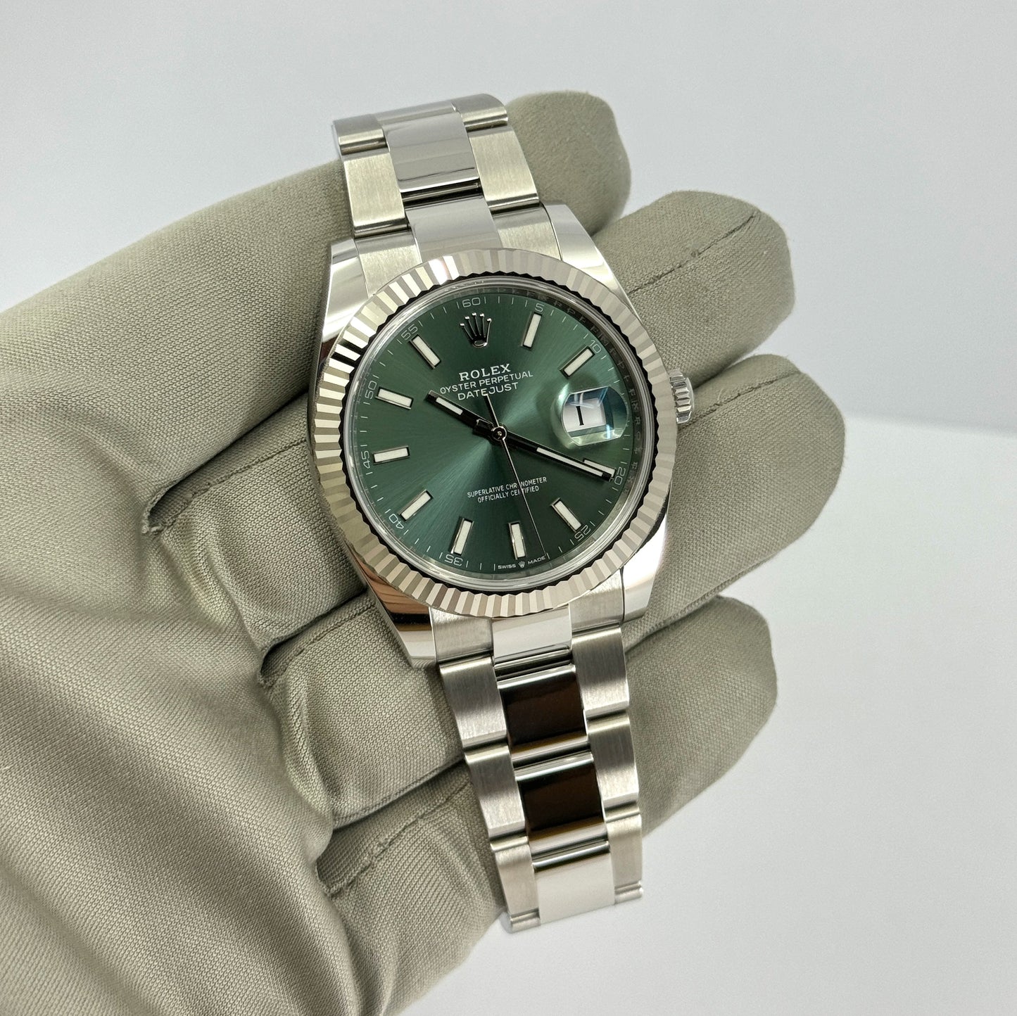 Rolex Datejust 41mm, Oystersteel and 18k White Gold, Ref# 126334-0027