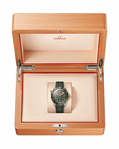 Unworn, Omega Seamaster Diver 300m, Titanium and OMEGA’s exclusive 9K Bronze Gold, 42mm, Ref# 210.92.42.20.10.001, box and papers