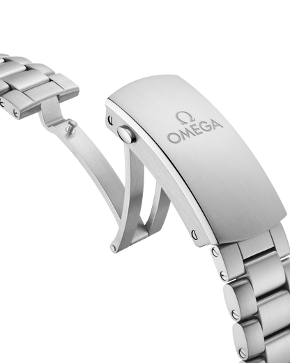 Omega Seamaster PLANET OCEAN 600M CO‑AXIAL MASTER CHRONOMETER Ref# 215.30.44.21.03.001